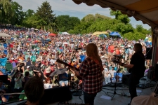 Indigo_Girls_Rainbow_Stage_credit_Econosmith