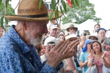 Pete_Seeger_River_Blessing2_credit_Econosmith